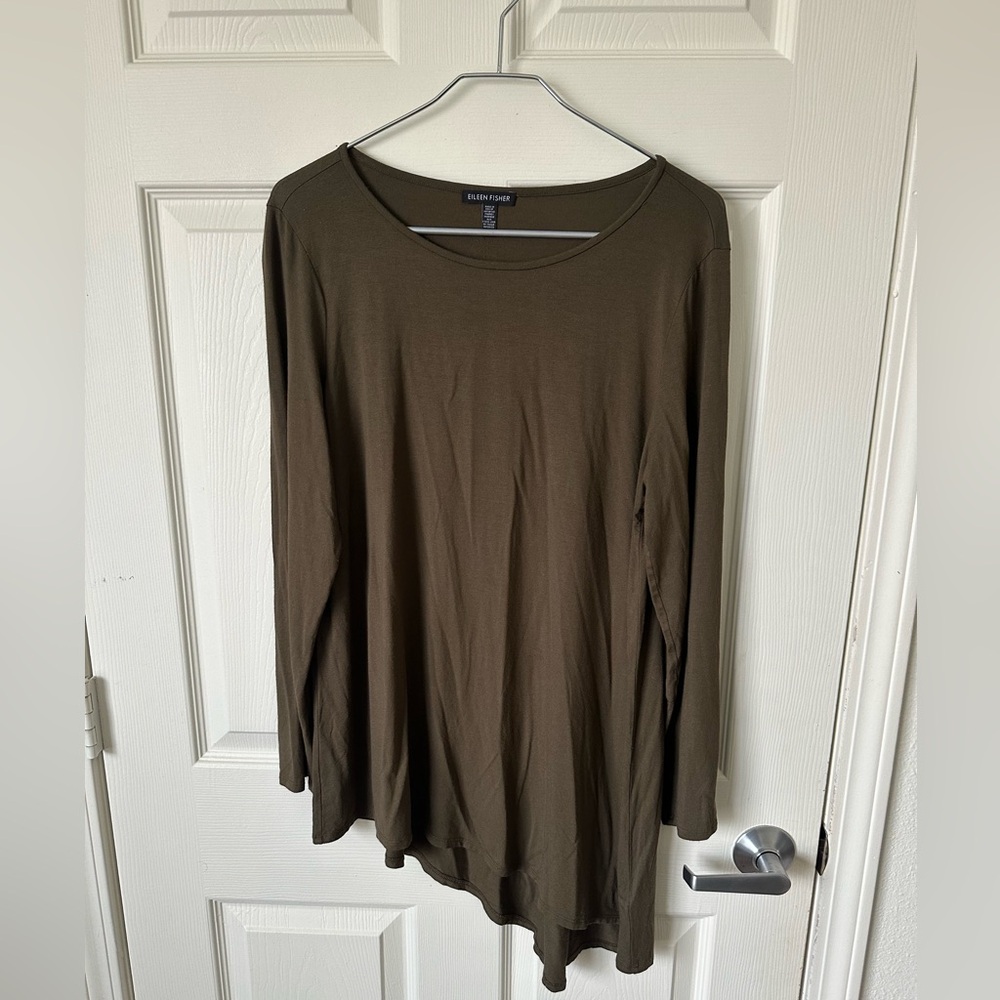 EILEEN FISHER Dark olive Green Top.